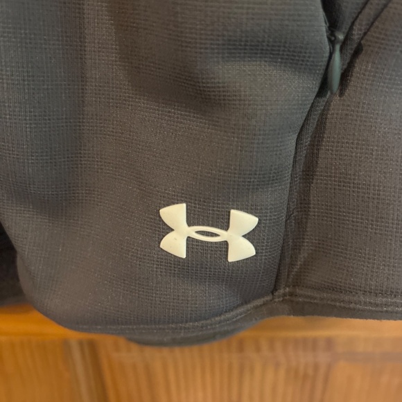 Under Armour fitted coat - Picture 3 of 4
